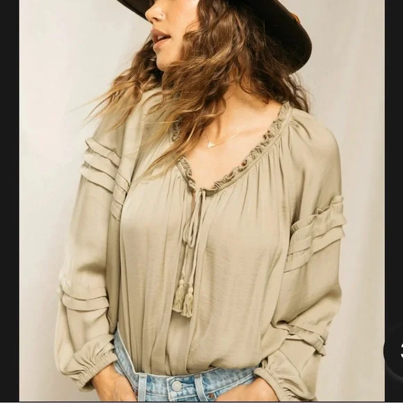 Free People All Tucks Bodysuit Size XS - Picture 2 of 7